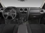 GMC Envoy XL 2002 года